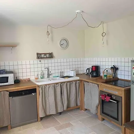La Petite Maison De Larroque Holiday home